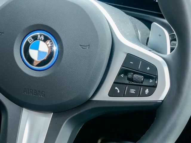 BMW 330 330e M-Sport Touring