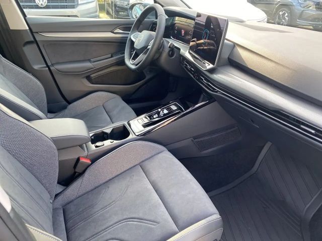 Volkswagen Golf DSG Style eHybrid