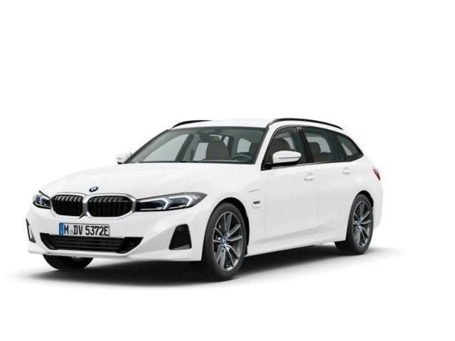 BMW 330 330e Touring xDrive