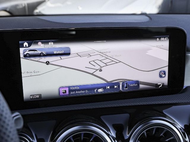 Mercedes-Benz A 220 4MATIC