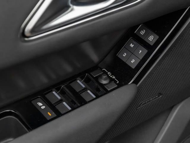 Land Rover Range Rover Velar D300 Dynamic SE