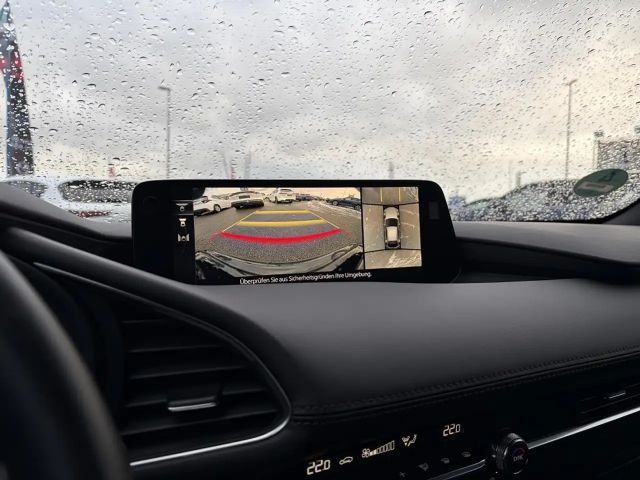 Mazda 3 Exclusive-line