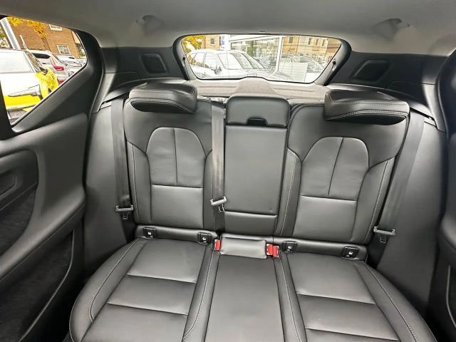 Volvo XC40 Dark Plus