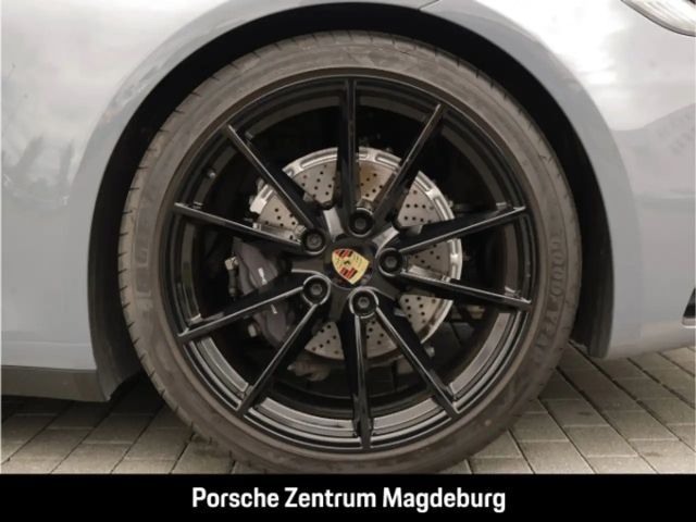 Porsche 992 Carrera Coupé