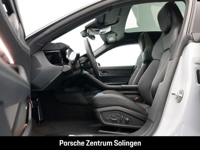 Porsche Taycan 4 Black Edition