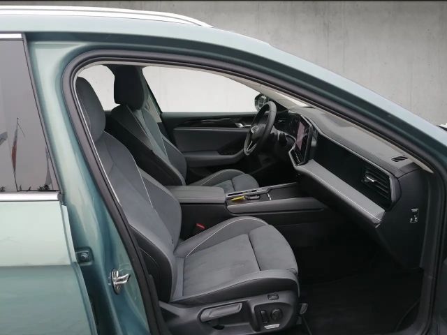 Volkswagen Passat 1.5 eTSI DSG Variant