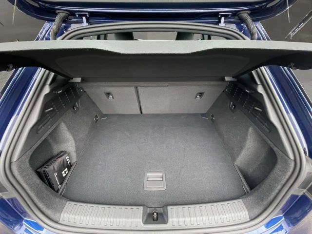 Audi A3 30 TFSI Sedan