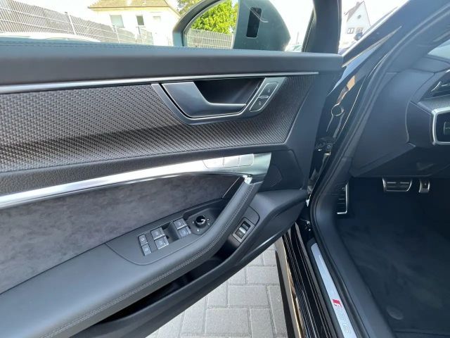 Audi RS6 Avant Performance