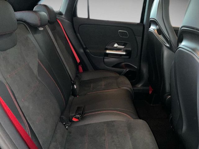 Mercedes-Benz GLA 35 AMG 4MATIC AMG Line