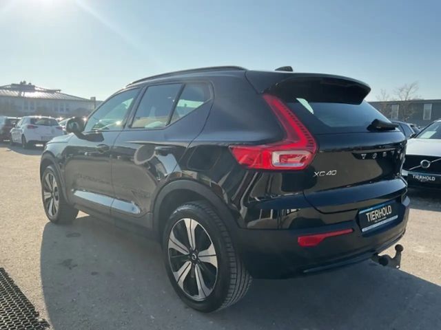 Volvo XC40 Plus