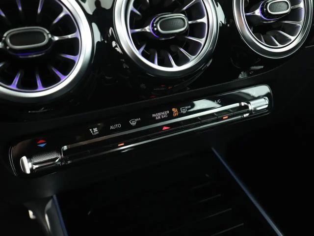 Mercedes-Benz B 200 AMG Line