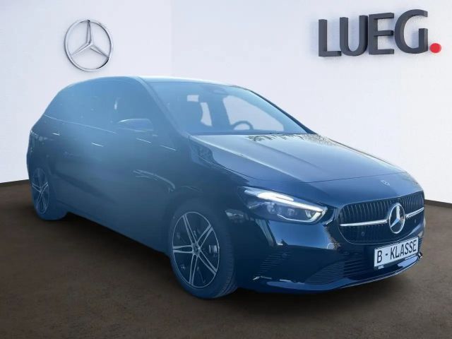 Mercedes-Benz B 200 Progressive Sedan