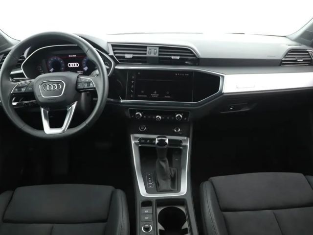 Audi Q3 35 TFSI S-Line S-Tronic