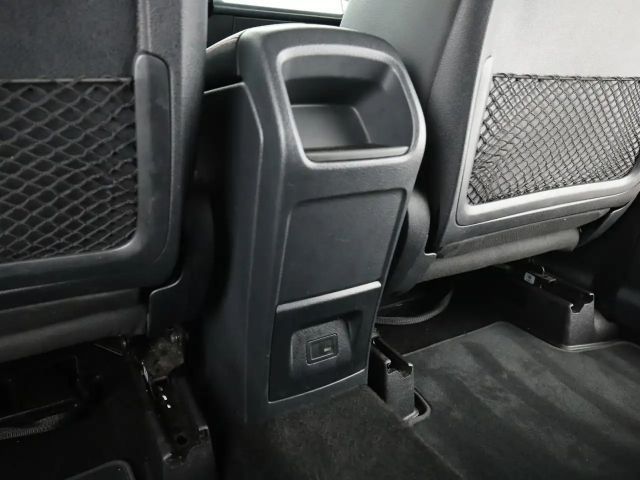 Mercedes-Benz GLB 200 AMG Line GLB 200 d