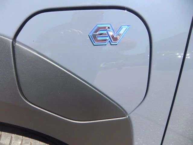 Subaru Solterra Platinum Plus