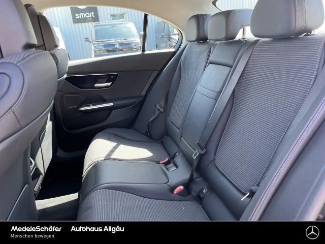 Mercedes-Benz C 220 AVANTGARDE C 220 d Sedan