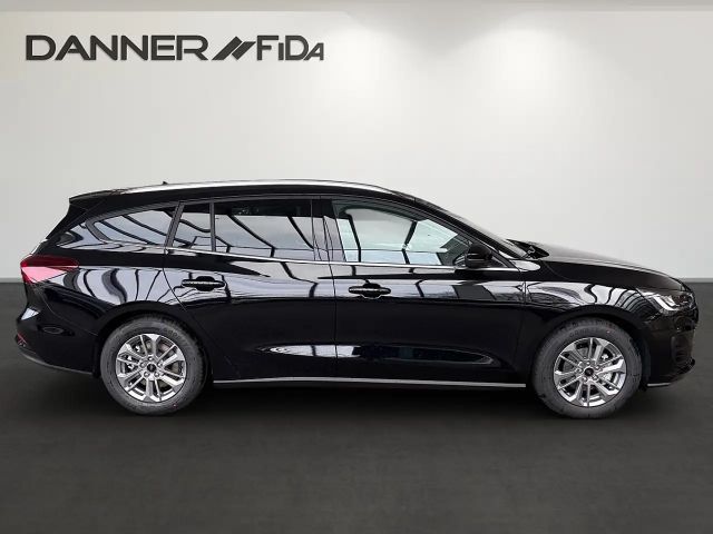Ford Focus Titanium Wagon