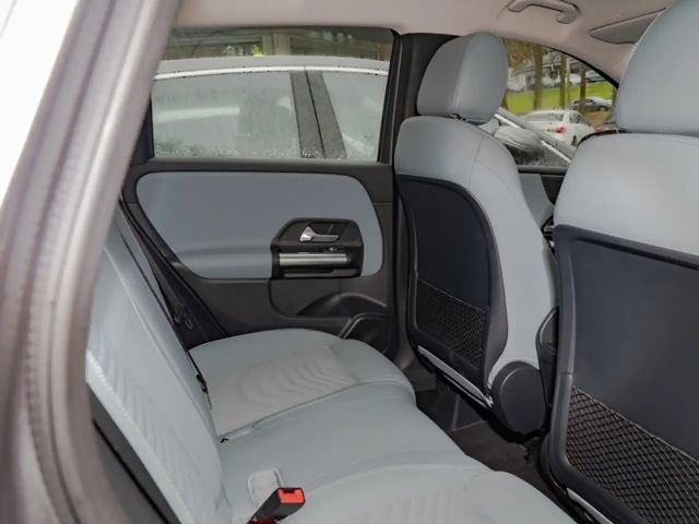 Mercedes-Benz B 180 Progressive