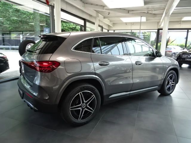 Mercedes-Benz EQA 350 4MATIC AMG Line