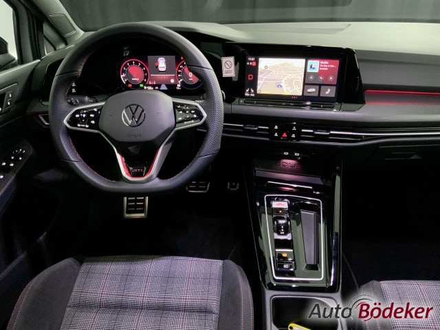 Volkswagen Golf 2.0 TSI DSG GTI Style