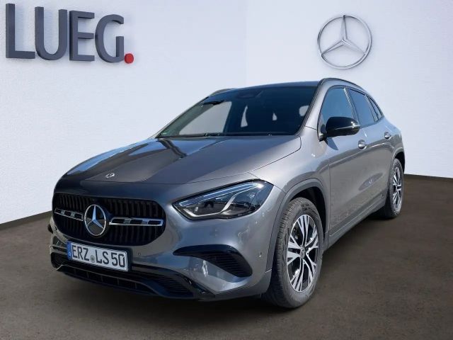 Mercedes-Benz GLA 180 Progressive