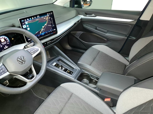 Volkswagen Golf 1.5 eTSI DSG