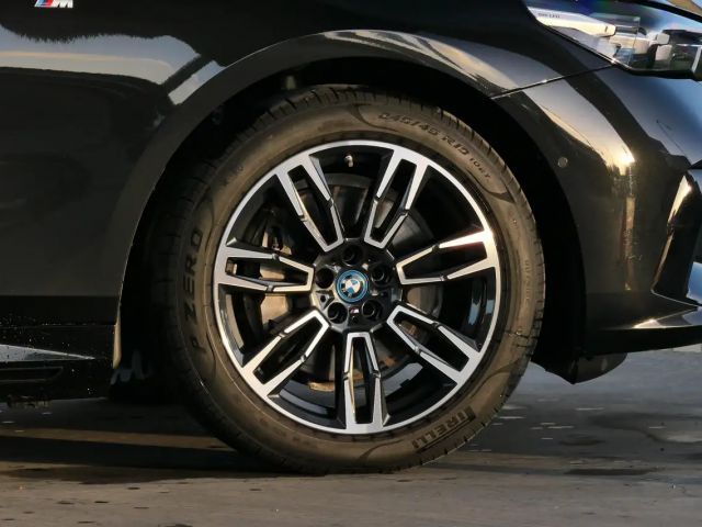BMW i5 M-Sport Sedan eDrive40