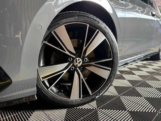 Volkswagen Golf DSG R-Line Variant