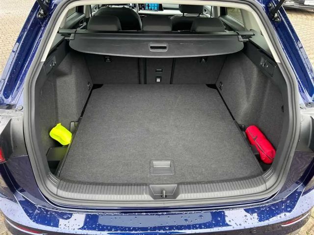 Volkswagen Golf 1.5 eTSI DSG Life