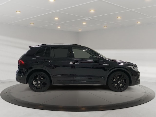 Volkswagen Tiguan DSG R-Line Style