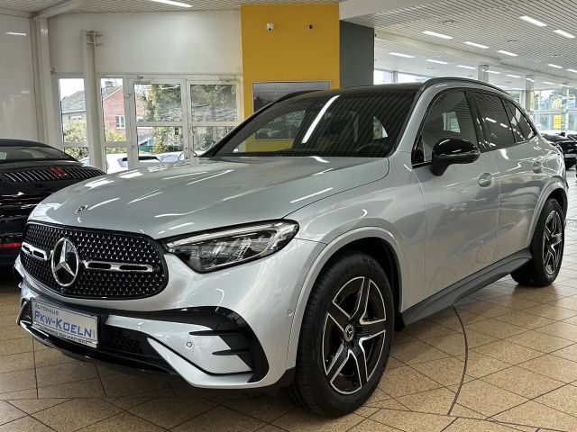 Mercedes-Benz GLC 220 4MATIC AMG Line GLC 220 d
