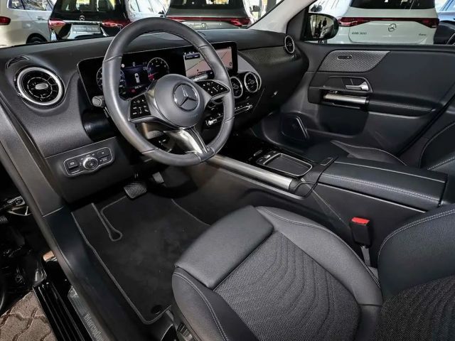 Mercedes-Benz B 200 Progressive