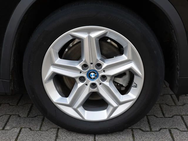 BMW iX1 xDrive30