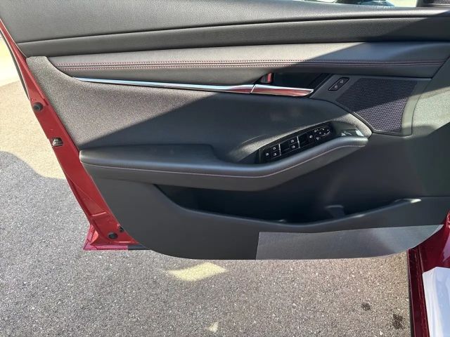 Mazda 3 2.5L Homura SkyActiv e-Skyactiv