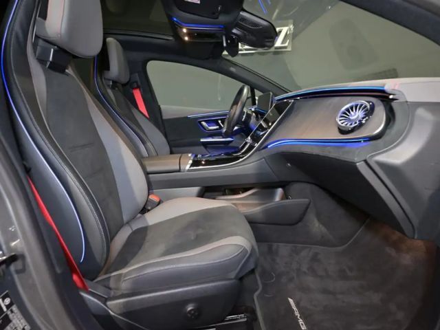 Mercedes-Benz EQE 300 AMG Line Sedan