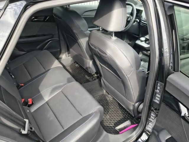 MG MG4 Extended Range Trophy