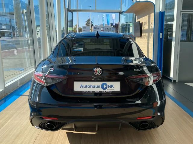 Alfa Romeo Giulia Q4 Veloce