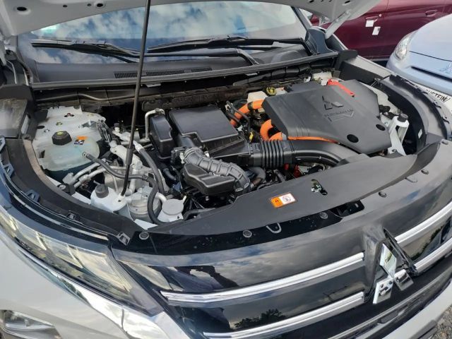 Mitsubishi Outlander 4WD