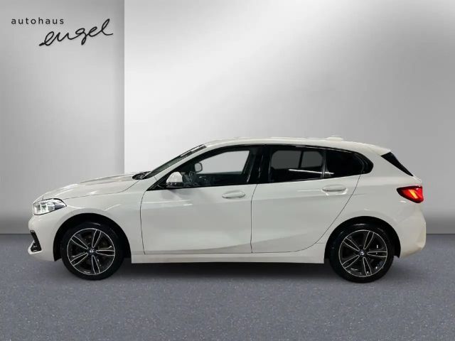 BMW 116 116i Sedan Sport Line