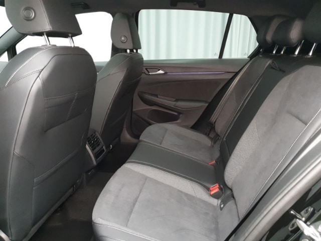 Volkswagen Golf 1.5 eTSI DSG