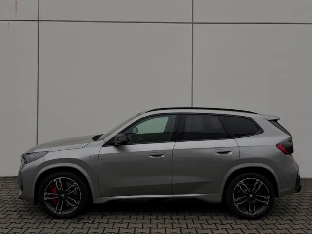 BMW X1 M35iA PRO Sommer19'' H/K HUD PA+ DaProf Ad-M-Fahrw