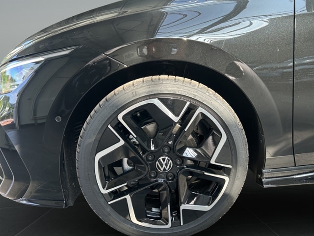 Volkswagen Golf 1.5 eTSI Golf VIII Variant