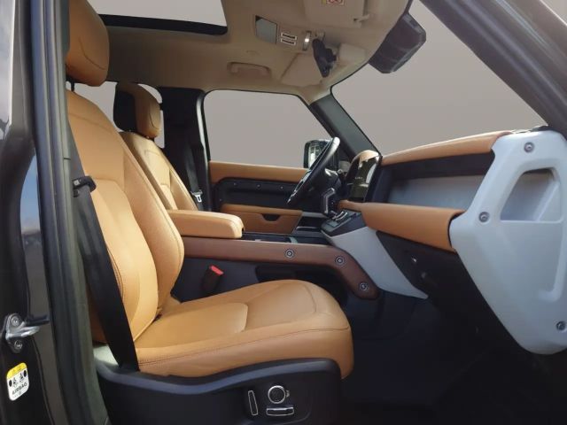 Land Rover Defender AWD P400