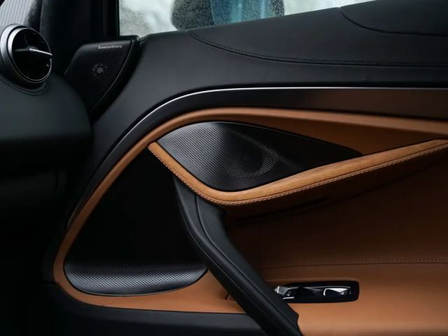 McLaren 600LT 750S Coupé I TechLux I B&W