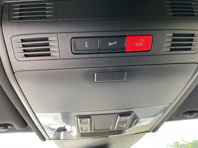 Volkswagen Polo 1.0 TSI DSG R-Line