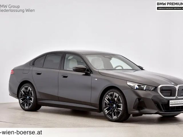 BMW i5 M60 Sedan xDrive
