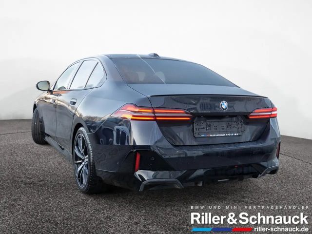 BMW 520 520d M-Sport Sedan xDrive