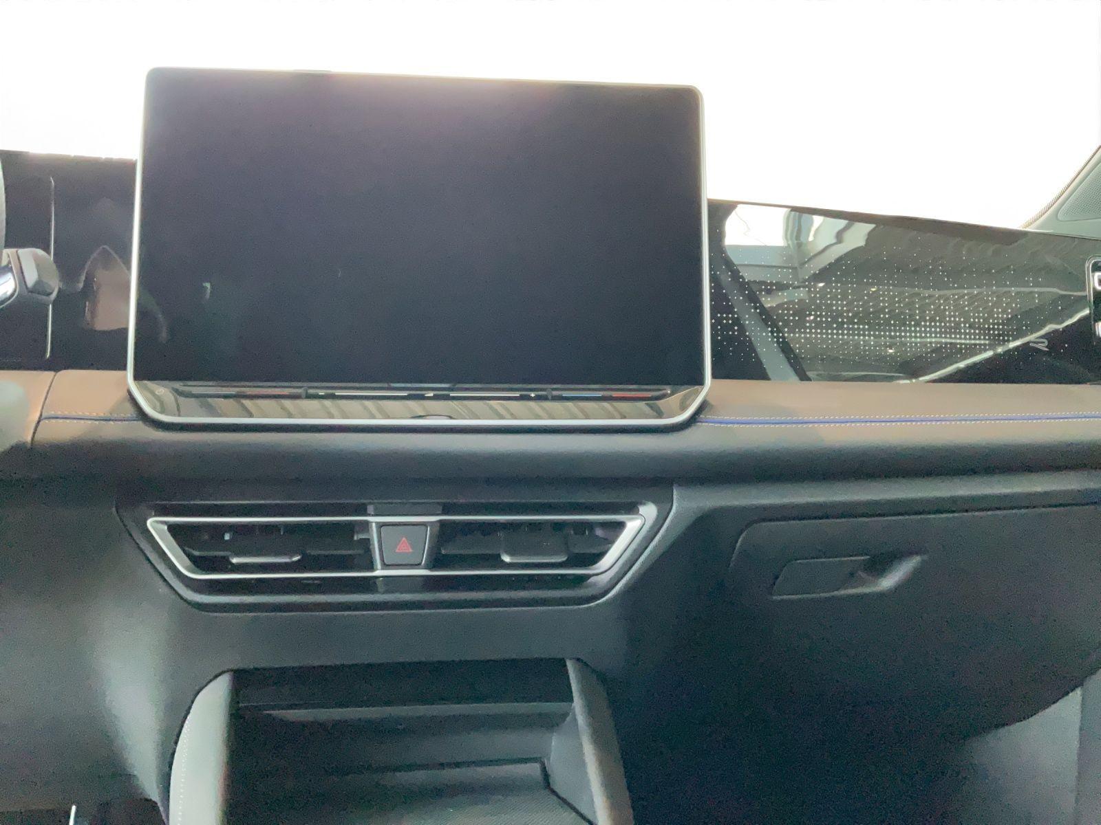 Volkswagen Tiguan R-Line eHybrid