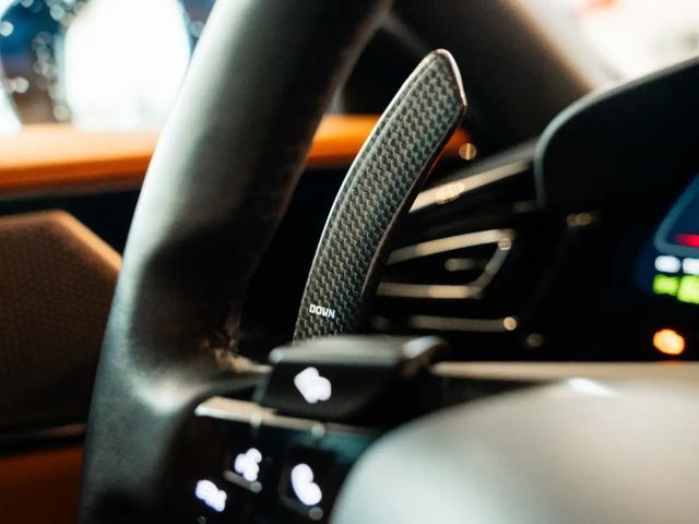 Ferrari Purosangue Panoramadach*Massagesitze*LED-Lenkrad