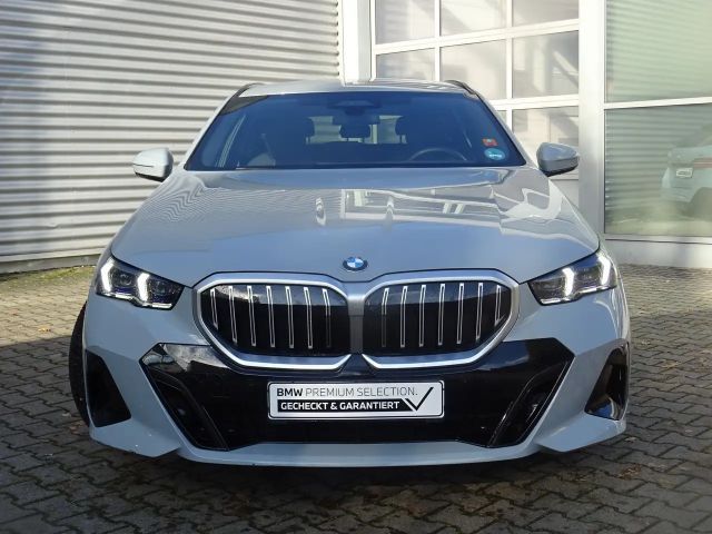 BMW 540 540d M-Sport Touring xDrive
